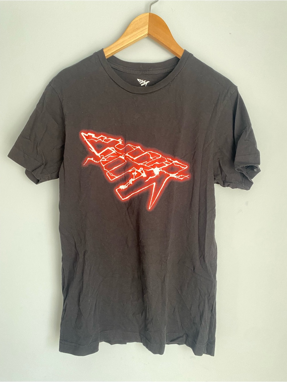 Men's Gymwear | Black Short-Sleeve Tee with Red Neon Graphic